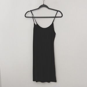GapBody Slip Dress Women's Size M Camisole Black Thin Straps Pullover Pre-owned